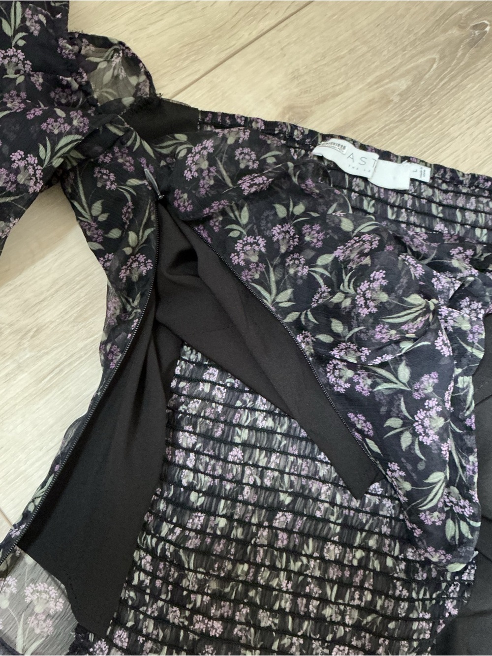 ASTR The Label Boho Black Purple Floral Ruched Sheer Long Sleeve Top Size Large - Picture 8 of 9